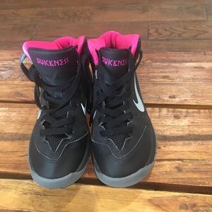 Children girl Nike RuKKNess sneakers New